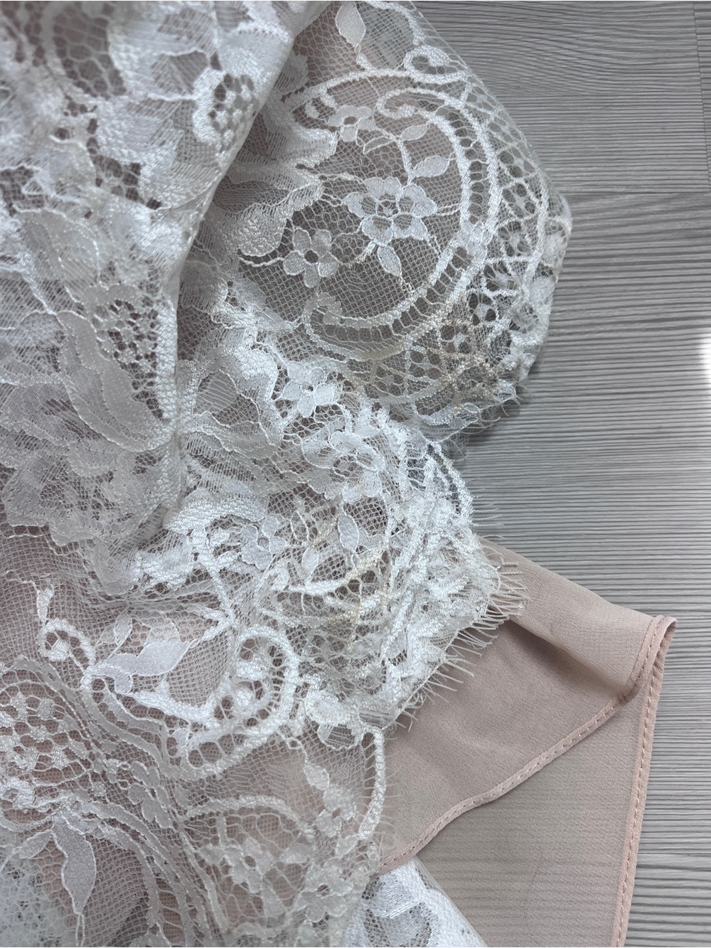 Elegant Demetrios mermaid wedding dress - Picture 14 of 16